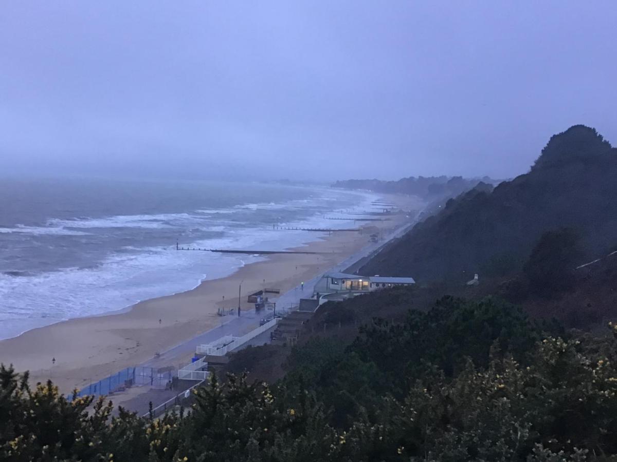 Rockmount Court Lägenhet Bournemouth Exteriör bild